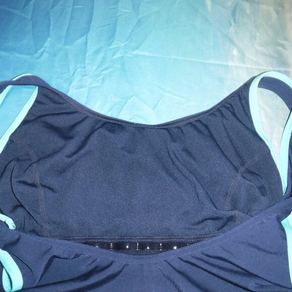 Decathlon Shorty Swim Suit - Nabaiji size XL to 2XL - Picture 6 of 7